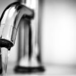 Consigli pratici per eliminare il calcare dai rubinetti